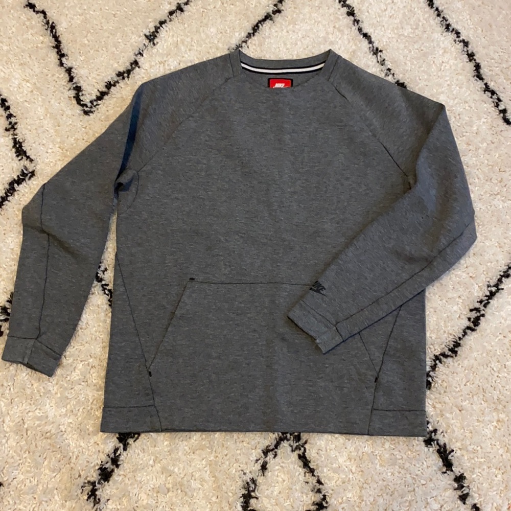 Nike tech fleece crew sweatshirt men’s large